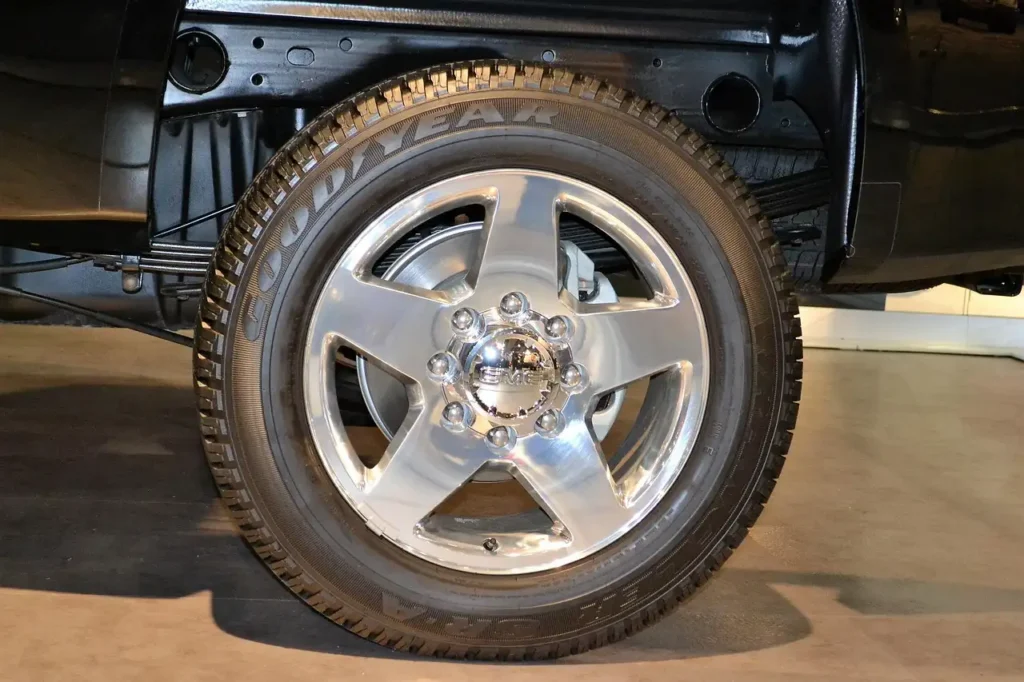 How to Tell If a Rear Axle Seal Is Leaking